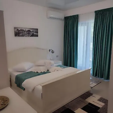 Julian's House Apartment *